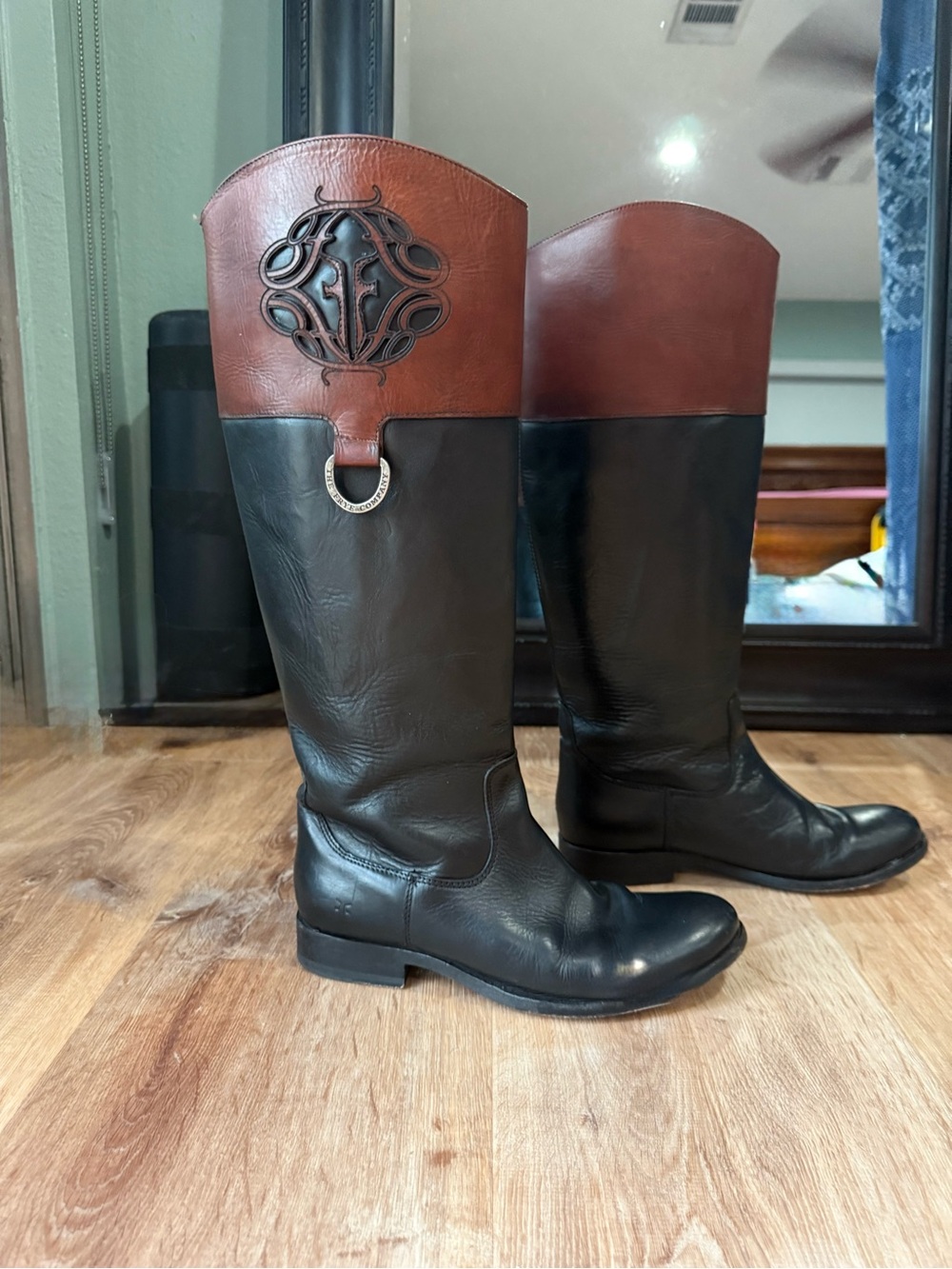 Frye Emu Tall two tone boots sz 8